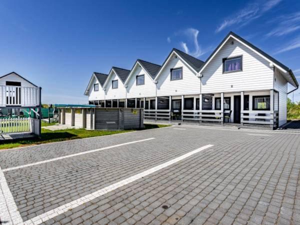 Holiday home Letniskowe Nadia Z Podgrzewanym Basenem